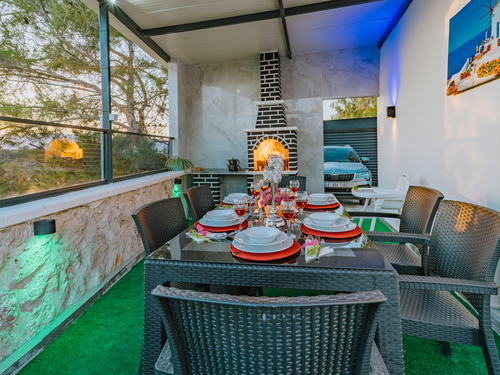 gece - Kasım
| Kaş Kalkan Çavdır’da Muhafazakar ve Lüks Villa Tatili